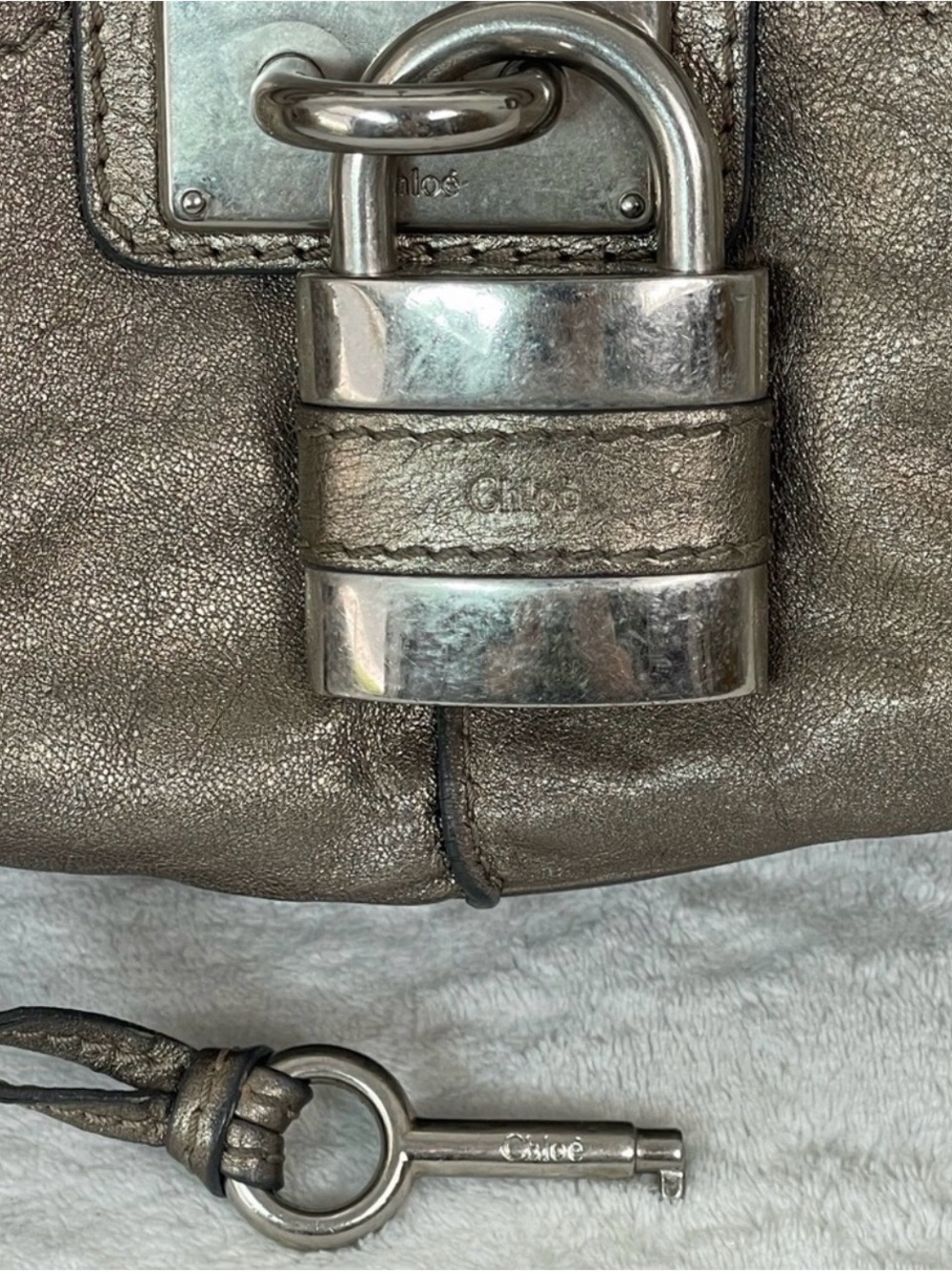 Chloé COA FALL ‘05 Paddington Metallic Taupe Leather-Lock & Key RARE RELEASE - Picture 5 of 16